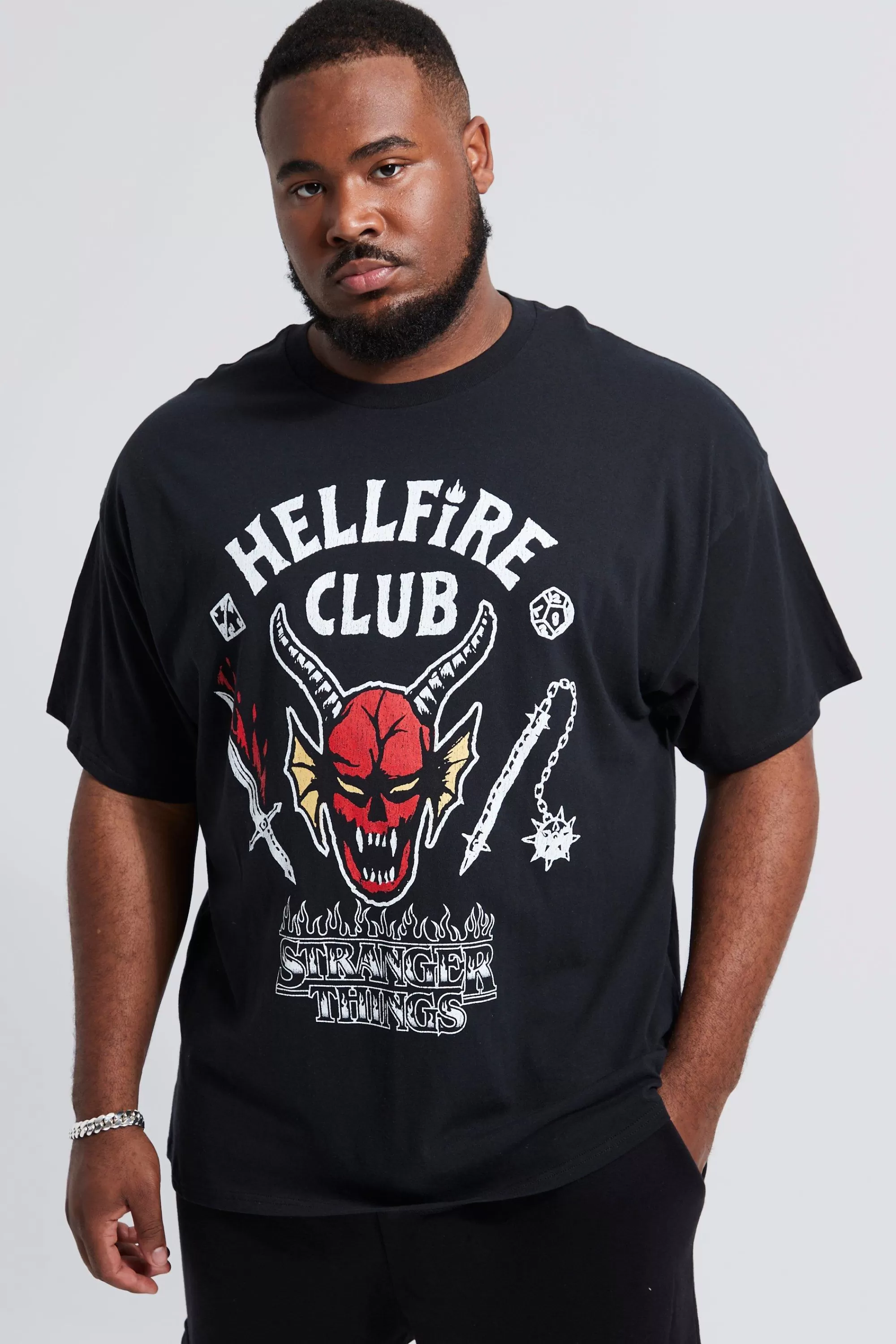 boohooMAN Plus Stranger Things Hellfire License T-shirt | UK black Clearance