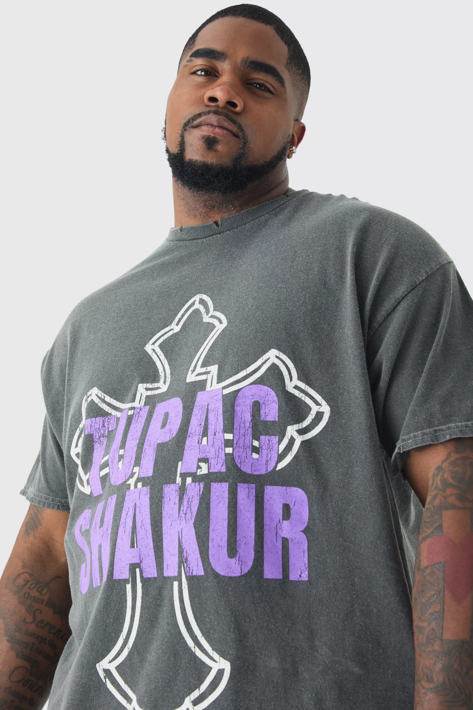 boohooMAN Plus Tupac Cross Printed License T-shirt In | UK grey Cheap