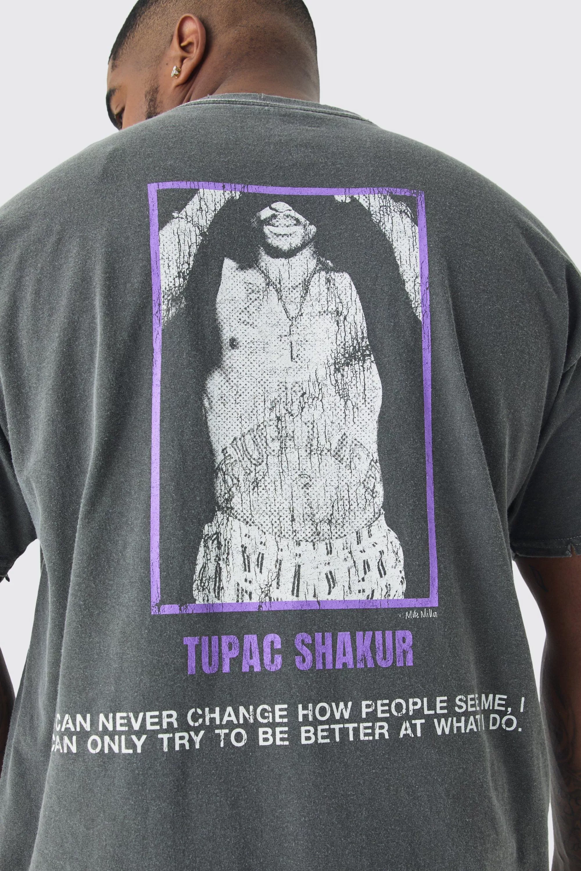 boohooMAN Plus Tupac Cross Printed License T-shirt In | UK grey Cheap