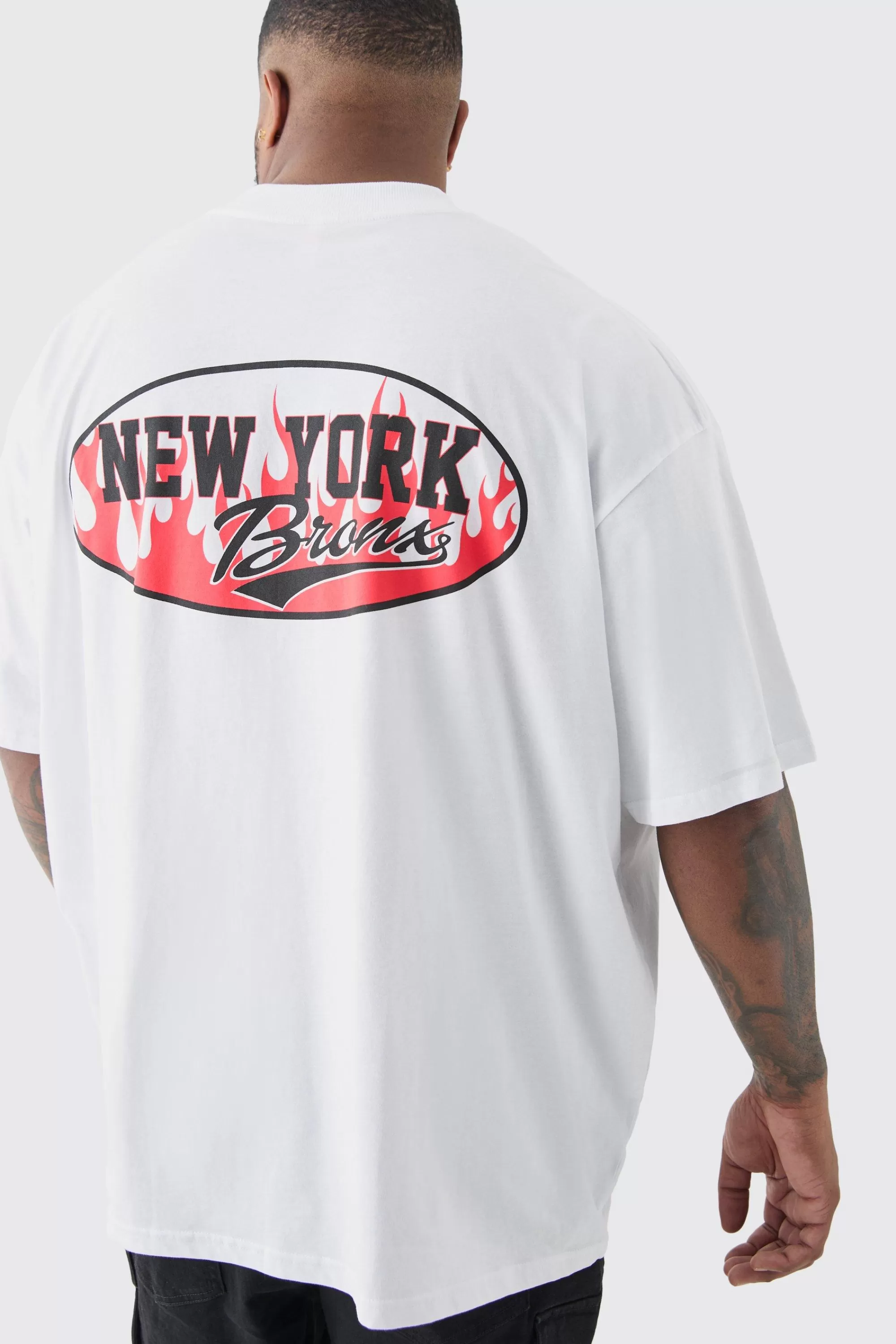 boohooMAN Plus Varsity Back Print T-shirt In | UK white Clearance