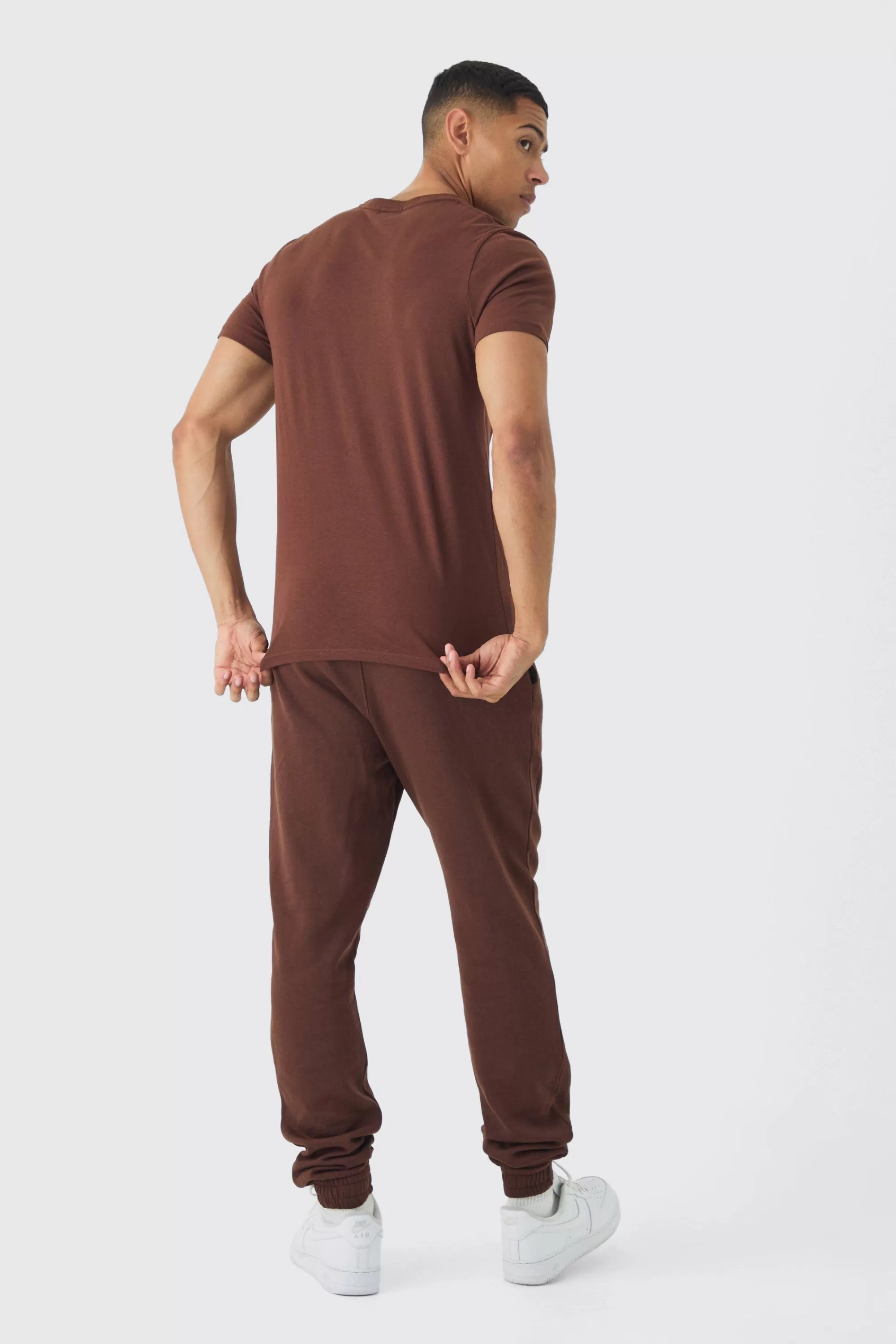 boohooMAN Slim Gothic Cross Print T-Shirt | UK chocolate Store