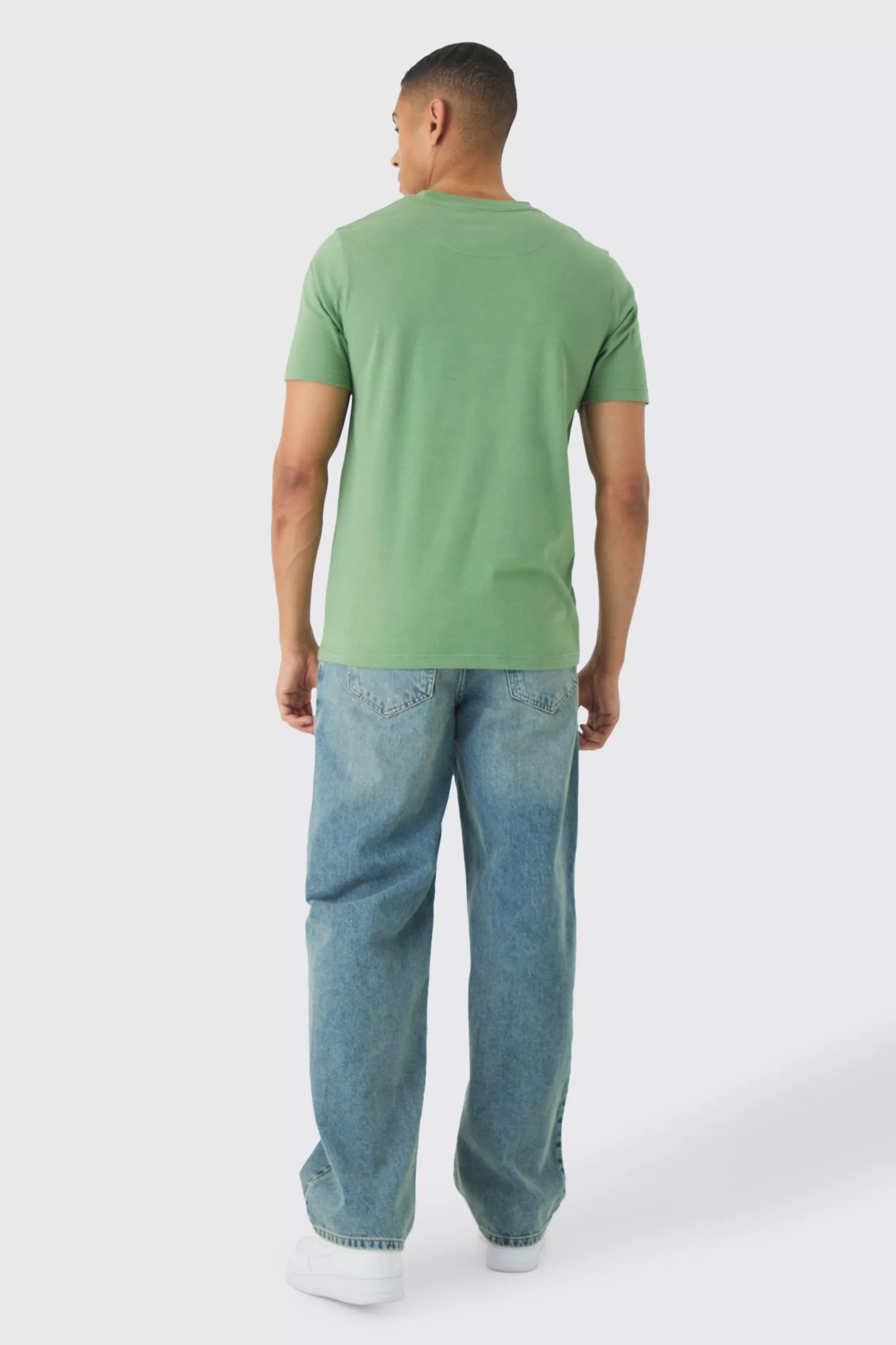 boohooMAN Slim Homme Script Colour Block T-shirt | UK khaki Shop