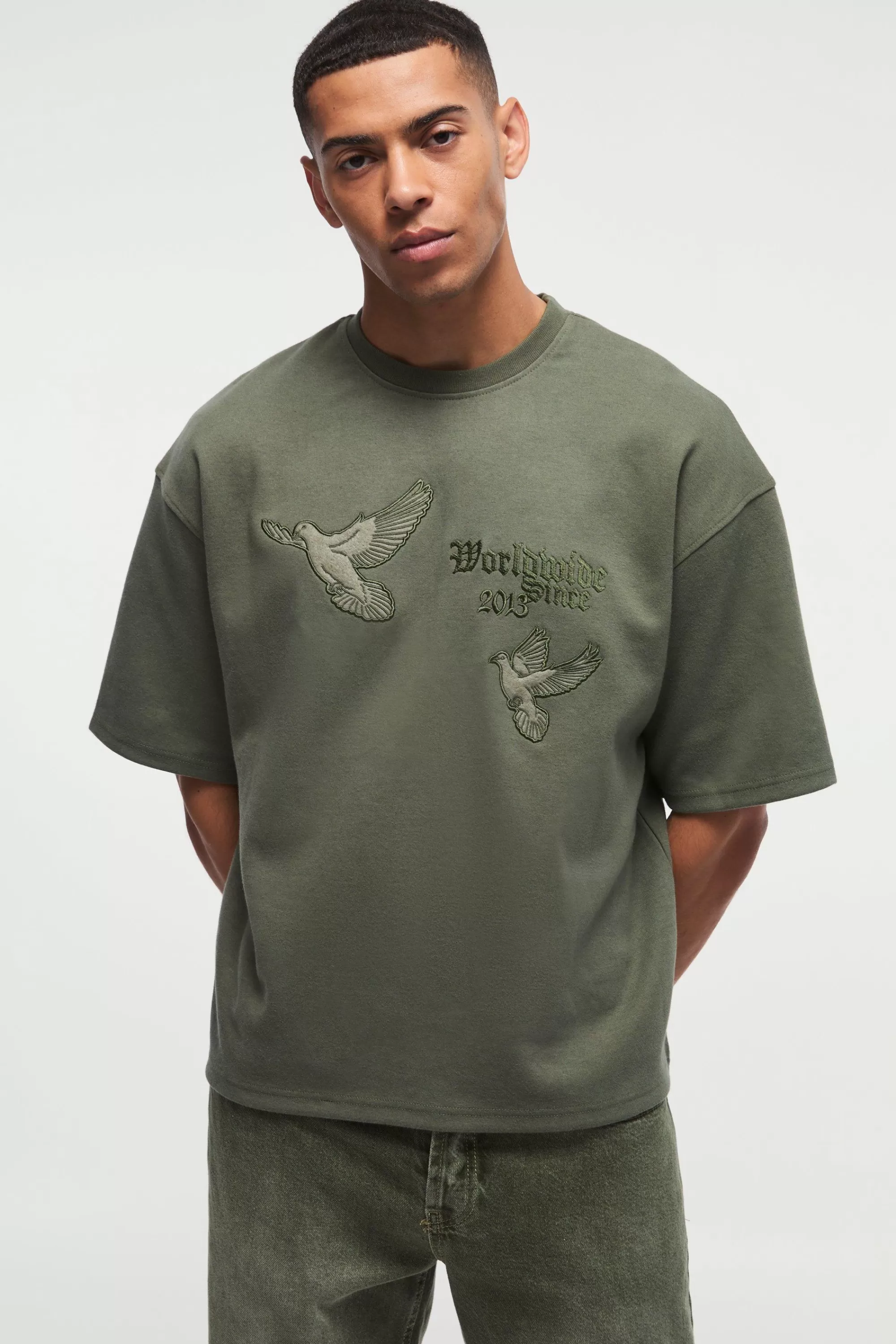 boohooMAN Smart Oversized Boxy Embroidered Interlock T-shirt | UK khaki Store