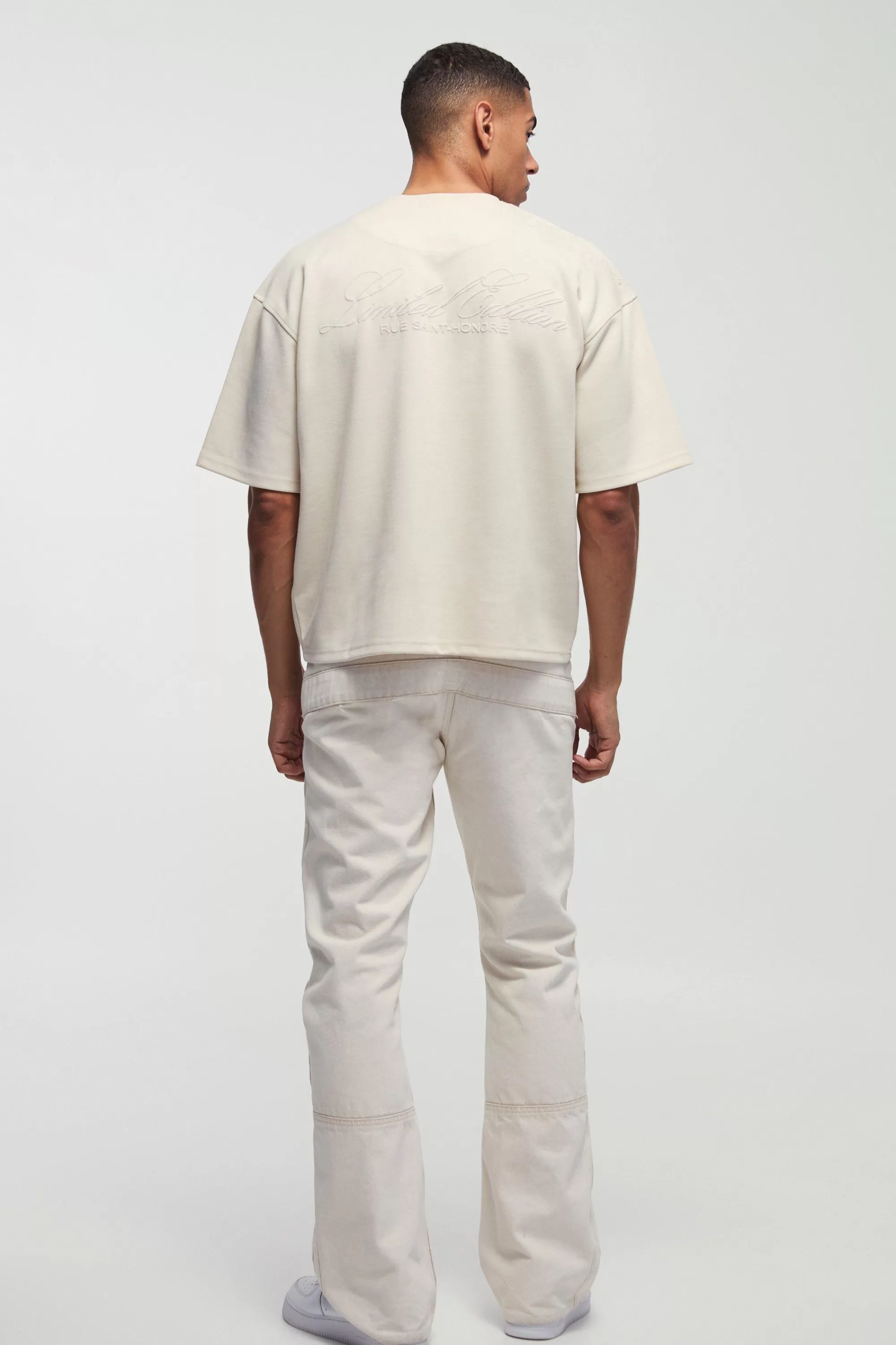 boohooMAN Smart Oversized Boxy Puff Print Interlock T-shirt | UK stone Clearance