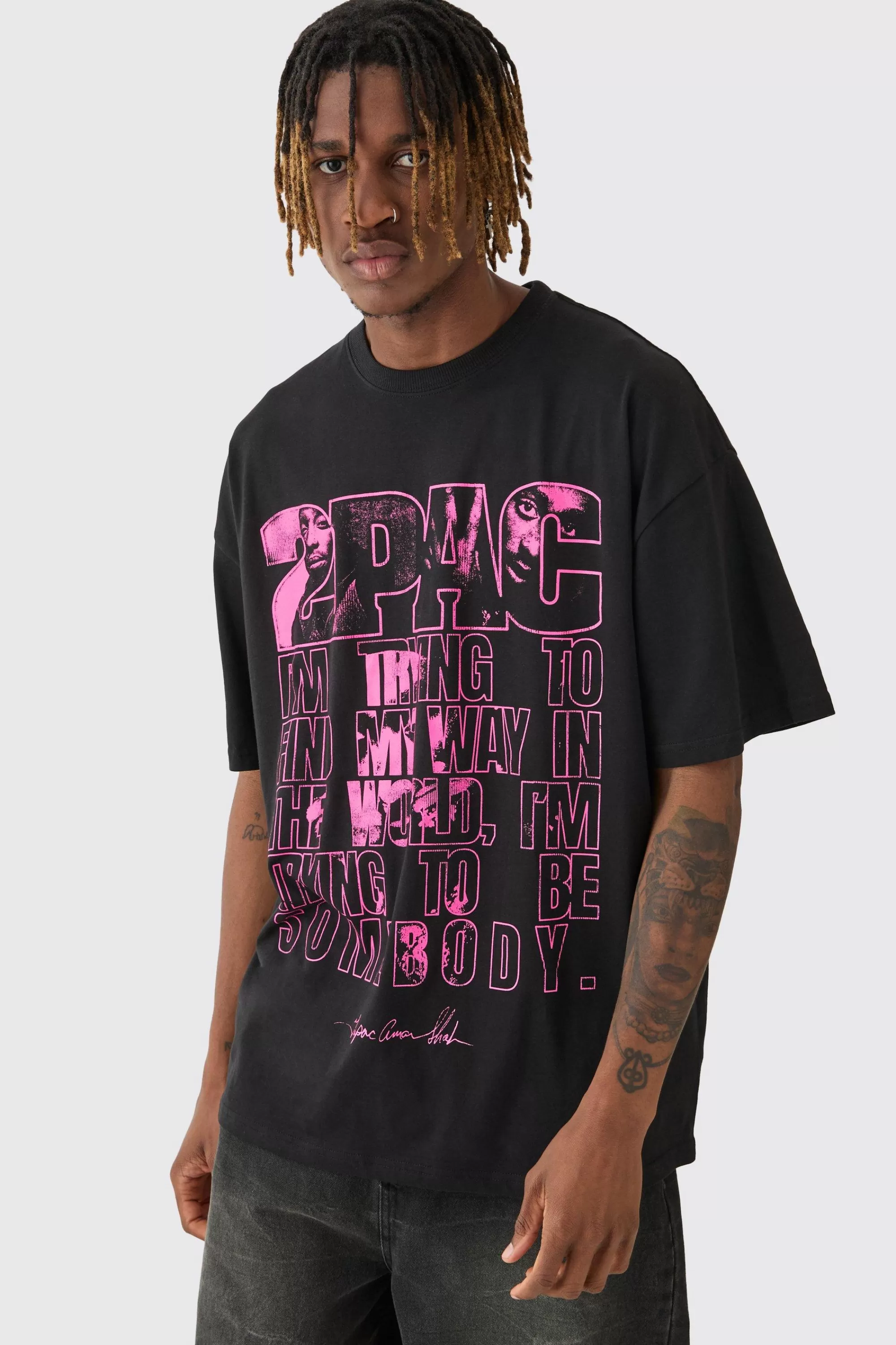 boohooMAN Tall 2Pac Printed License T-shirt In | UK black Outlet