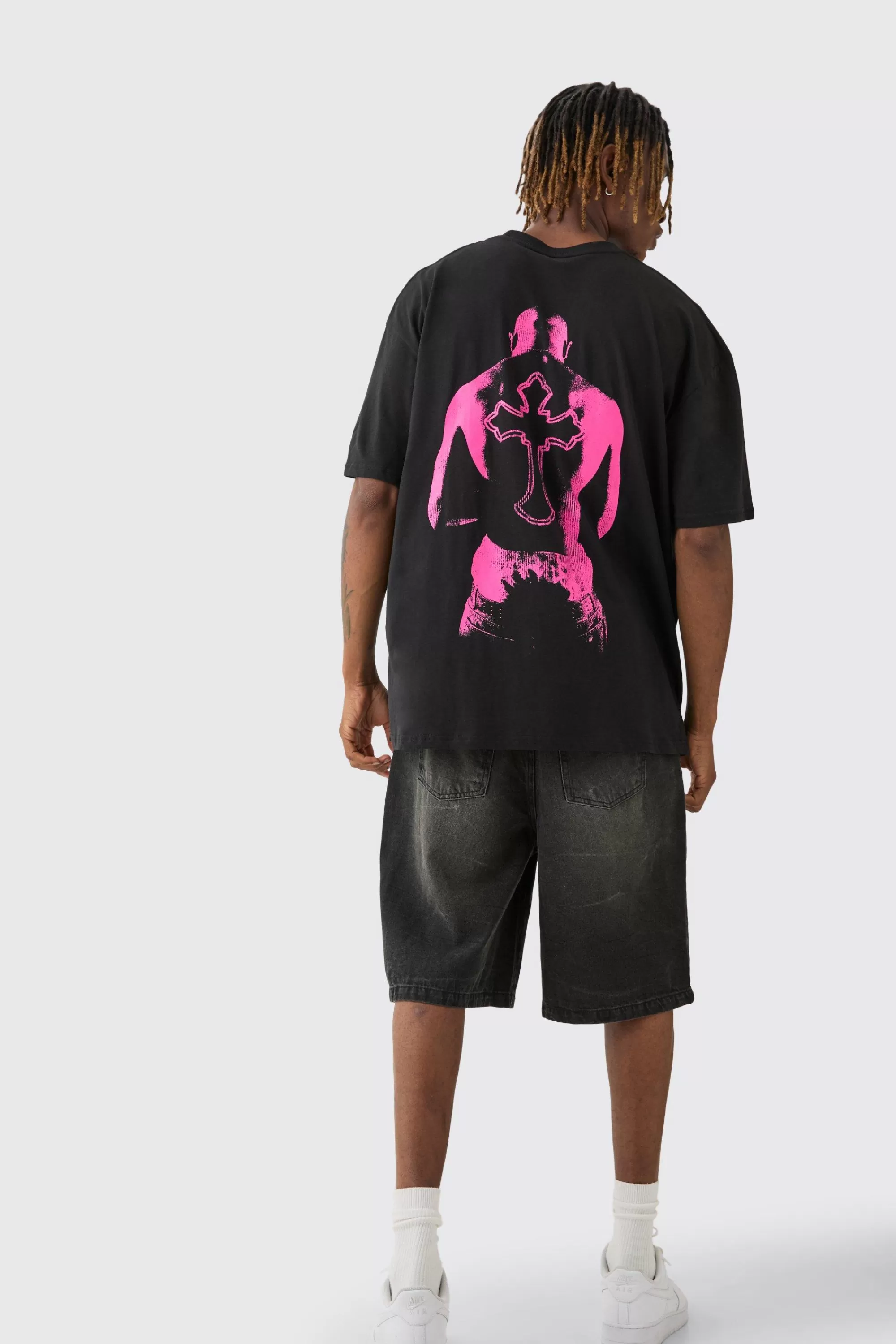 boohooMAN Tall 2Pac Printed License T-shirt In | UK black Outlet