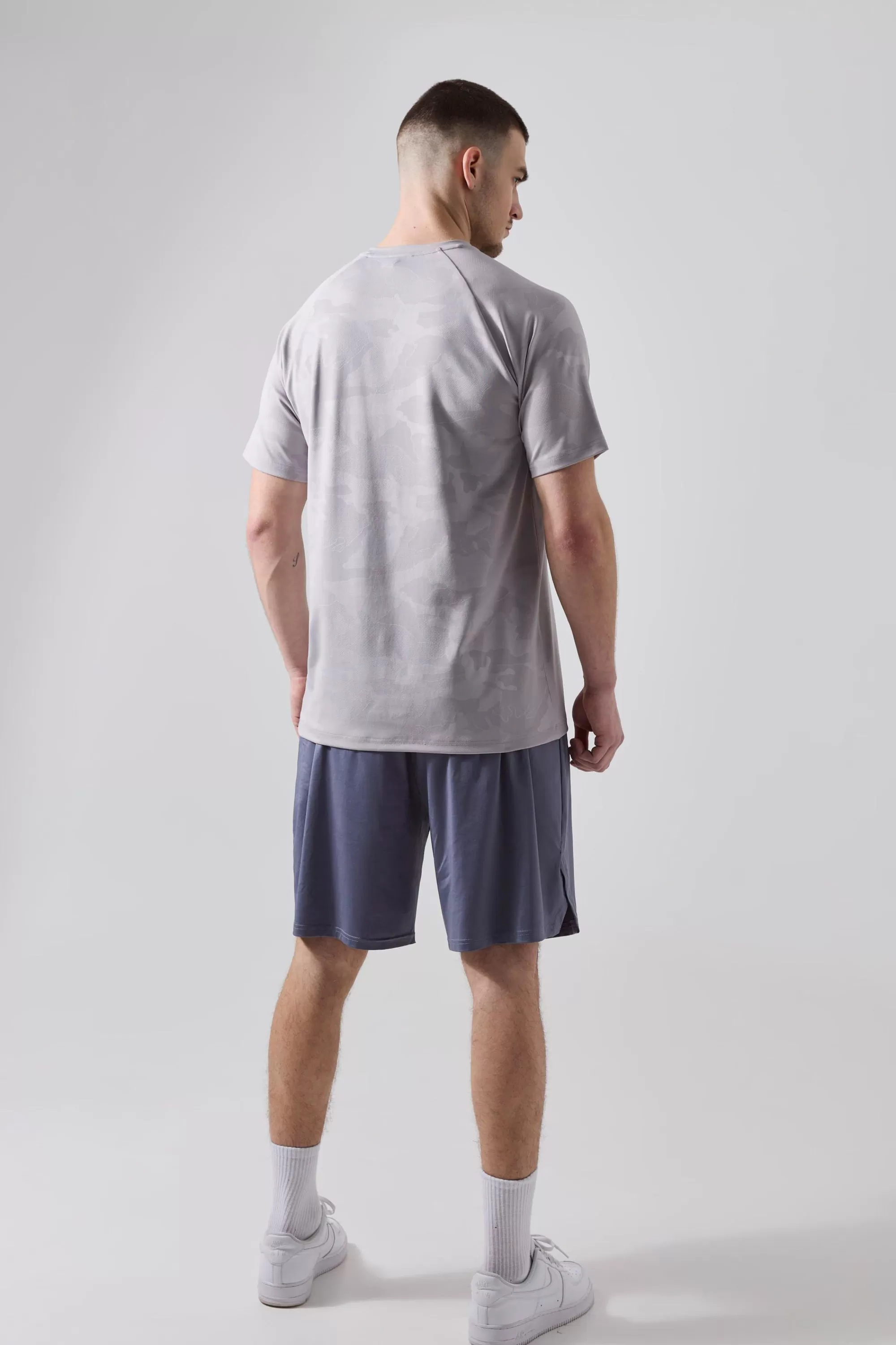 boohooMAN Tall Man Active Camo Raglan Regular Fit Performance T-shirt | UK grey Fashion