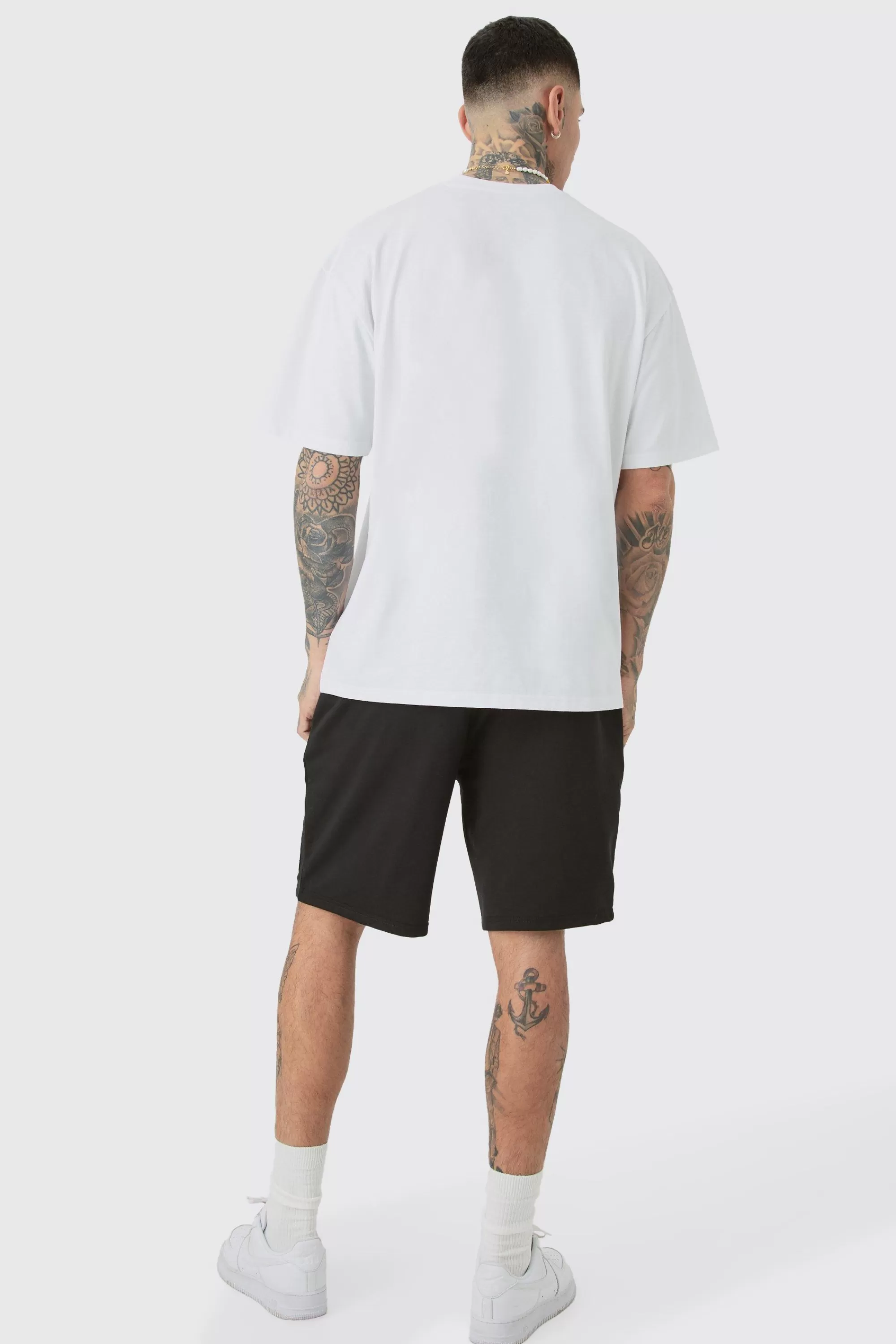 boohooMAN Tall Oversized Applique T-shirt | UK white Shop