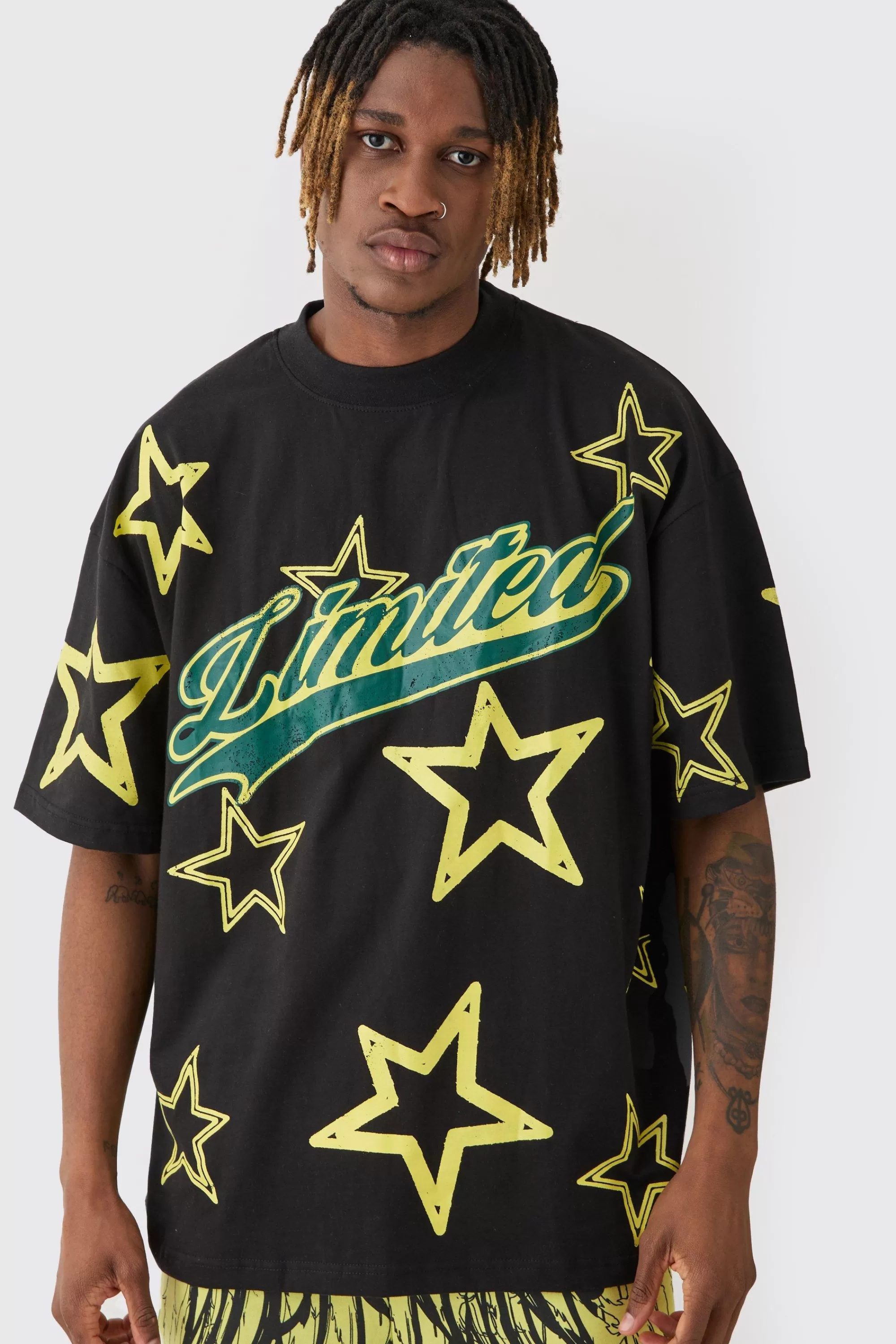 boohooMAN Tall Oversized Extended Neck Limited Star Print T-shirt | UK black Cheap