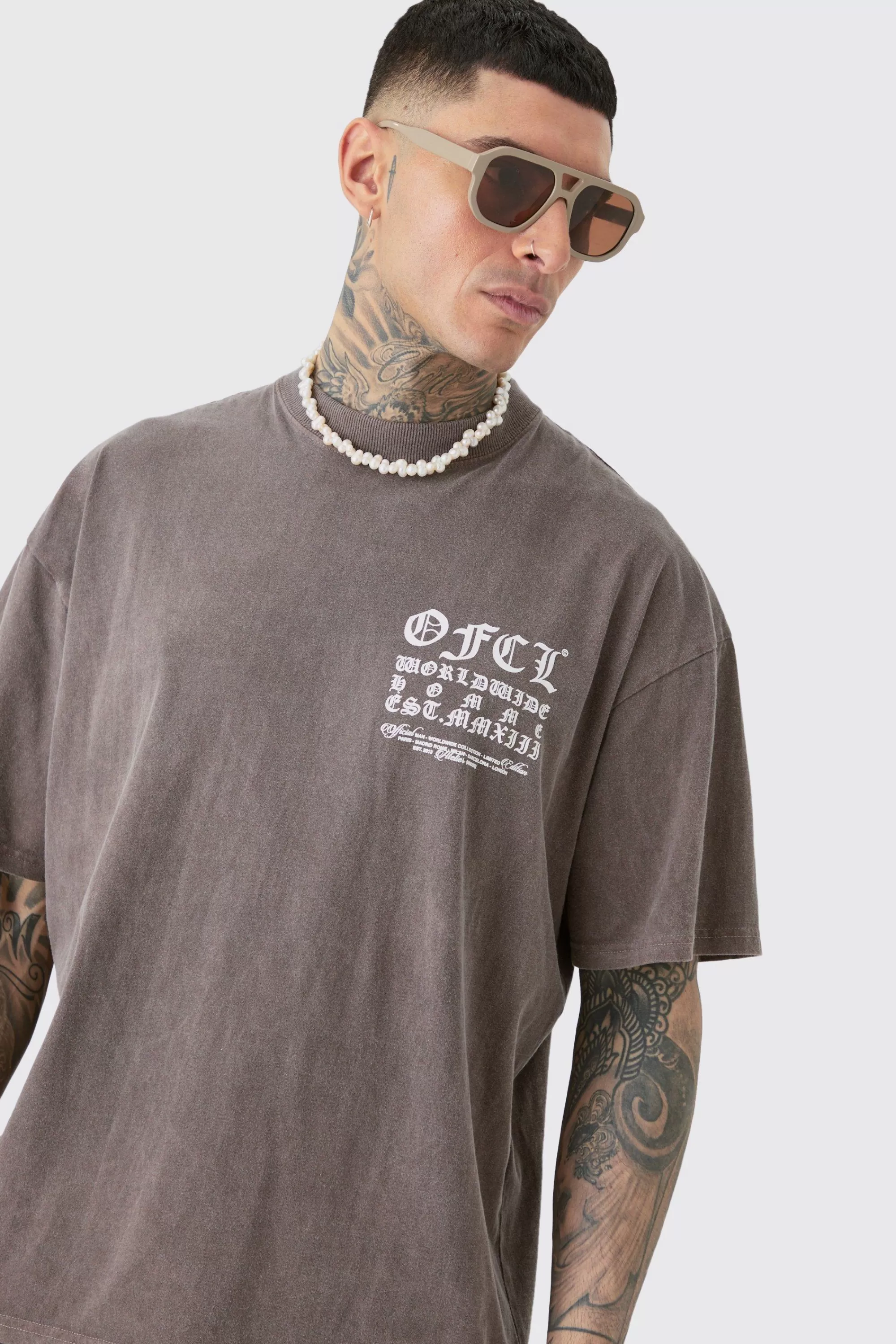 boohooMAN Tall Oversized Extended Neck Washed T-shirt | UK charcoal Clearance