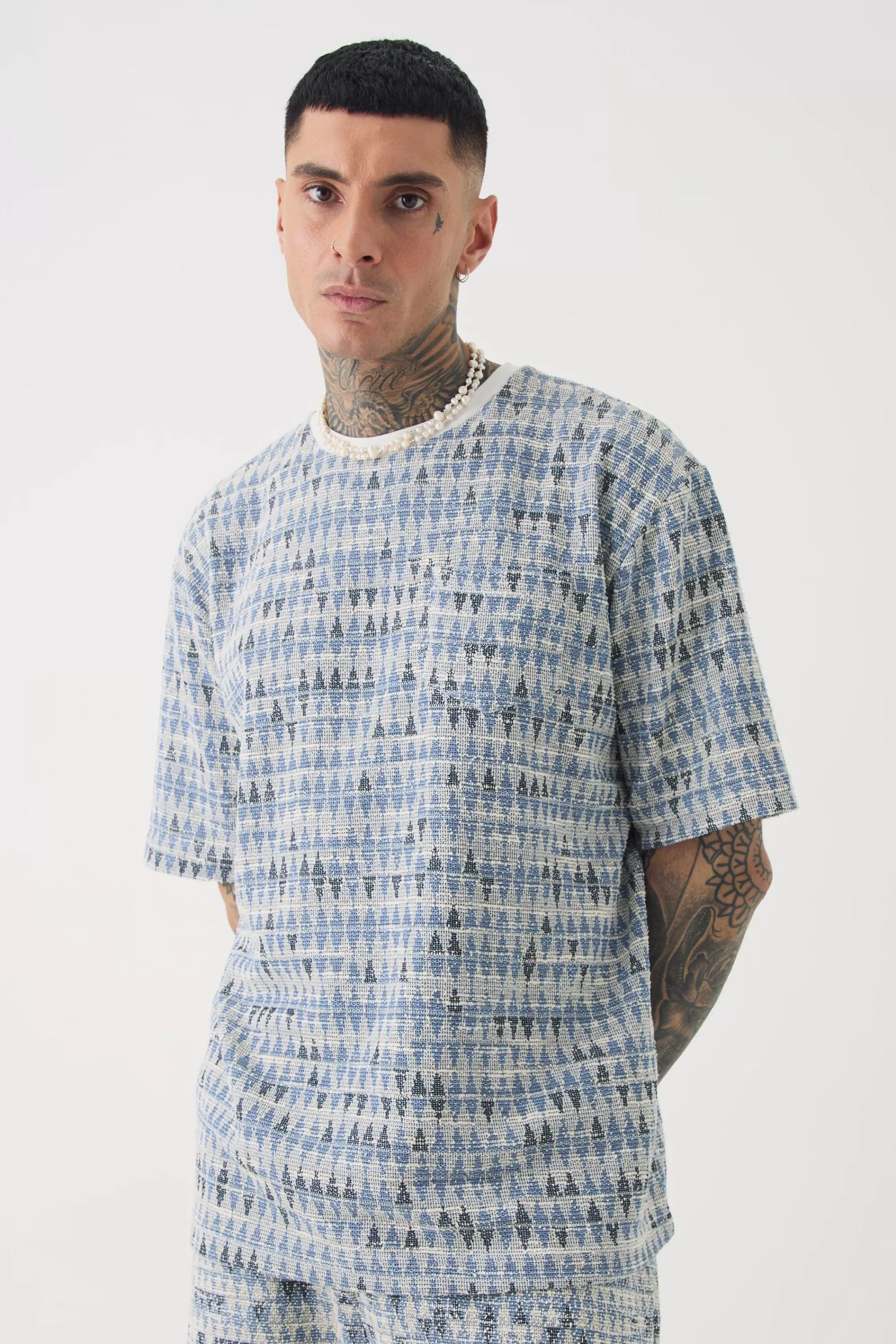 boohooMAN Tall Oversized Jacquard Geo T-shirt | UK blue Shop