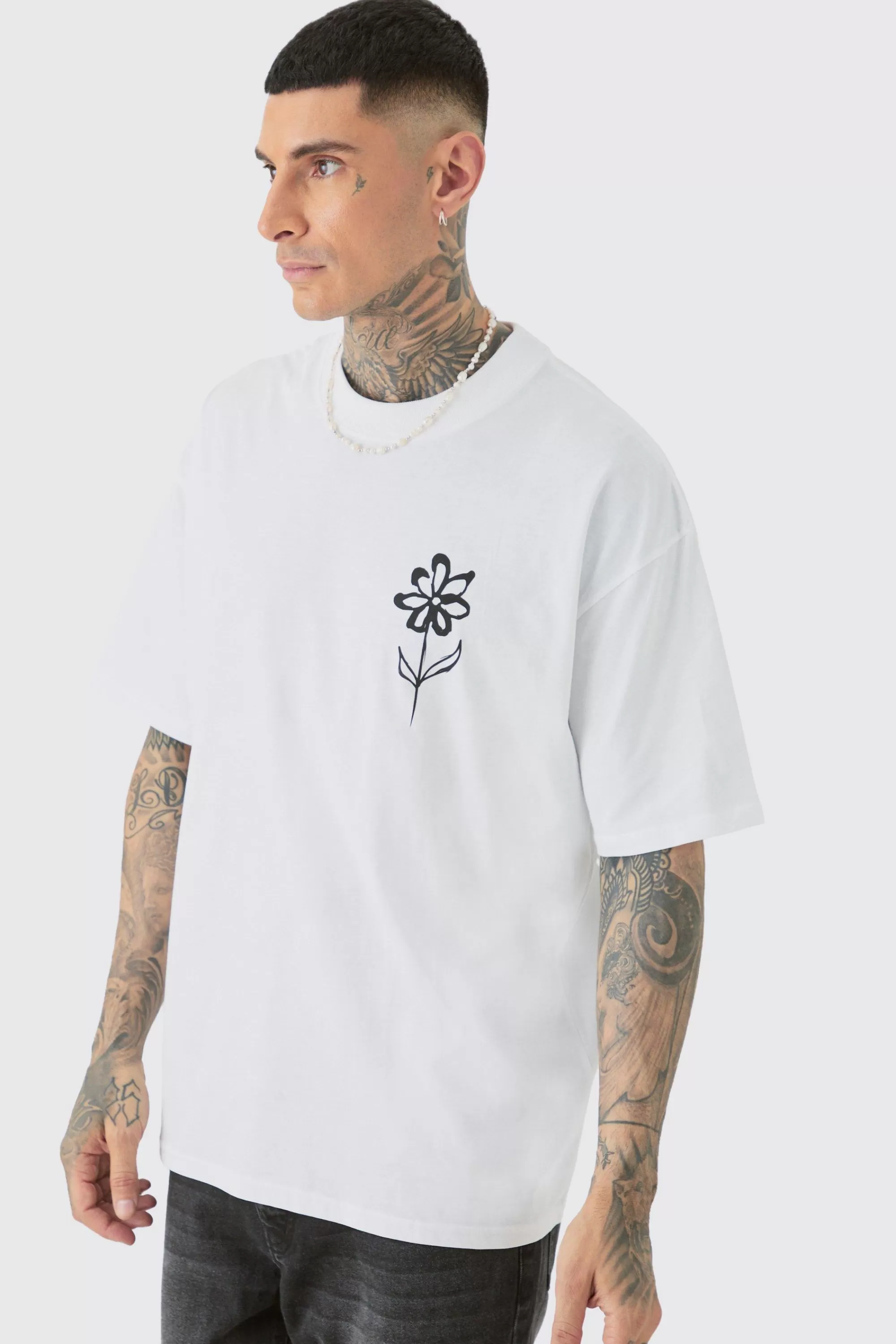 boohooMAN Tall Oversized Pour Homme Line Drawing Print T-shirt | UK white Cheap