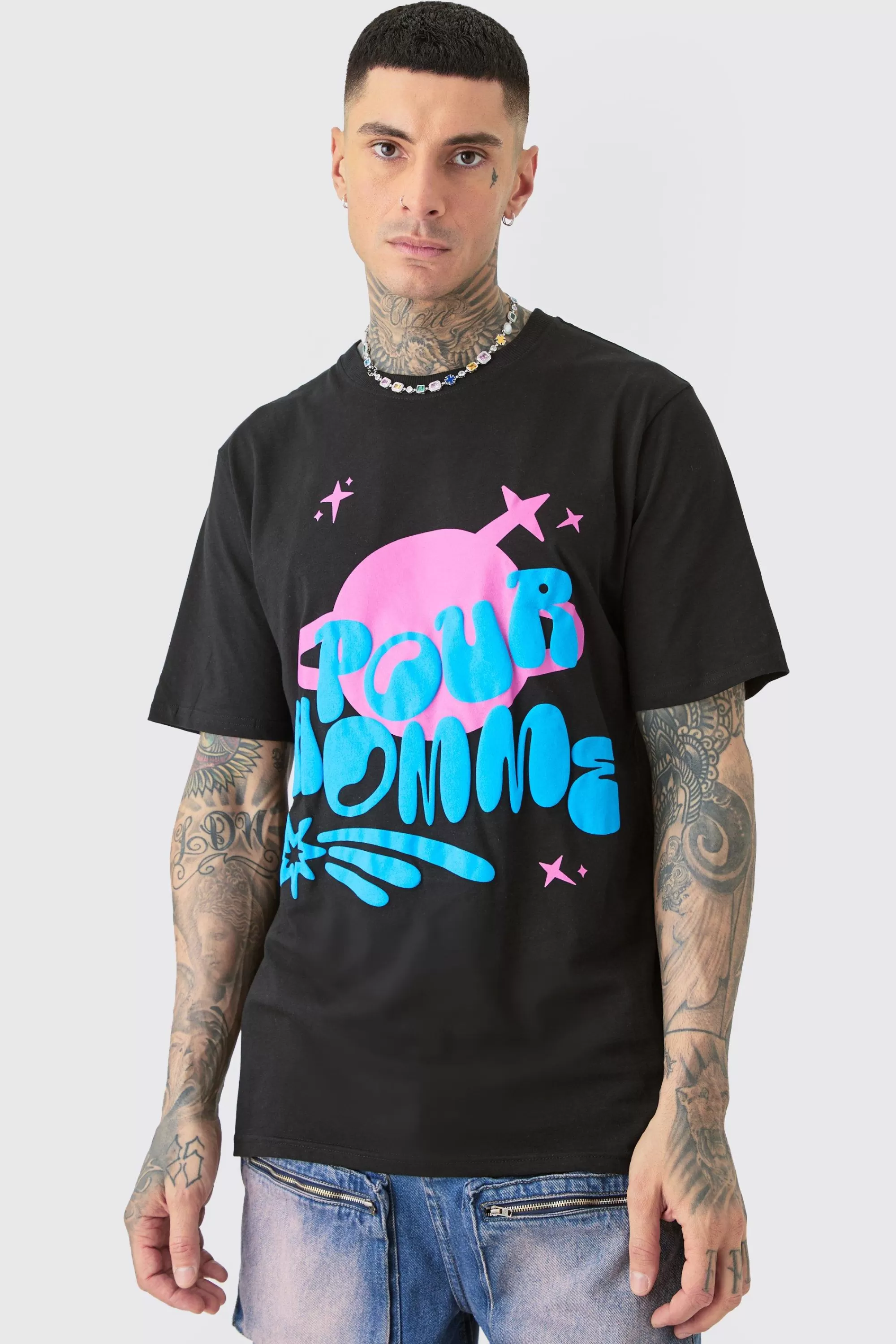 boohooMAN Tall Space Pour Homme Puff Print T-shirt In | UK black Outlet