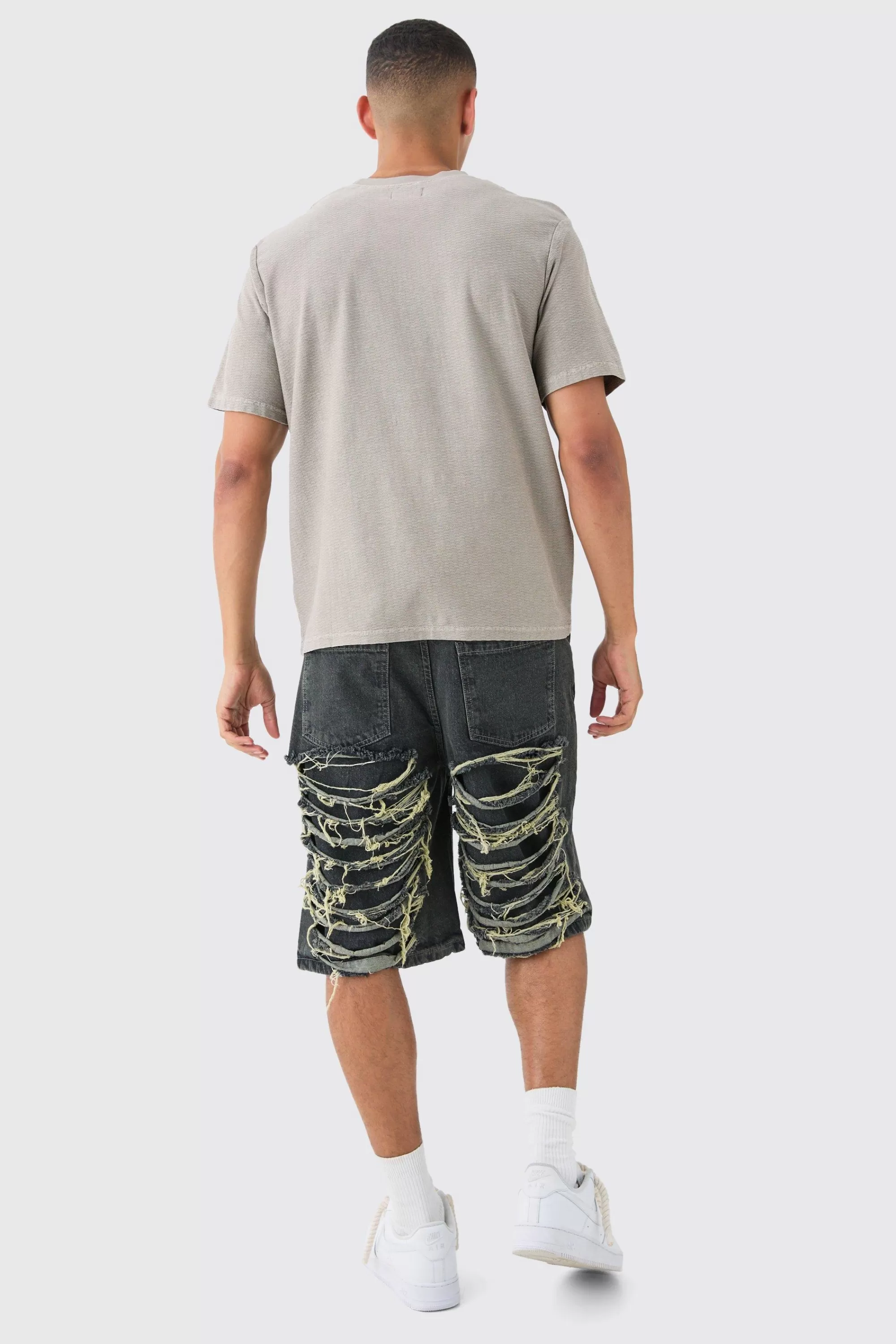 boohooMAN Textured Washed T-shirt | UK taupe Cheap