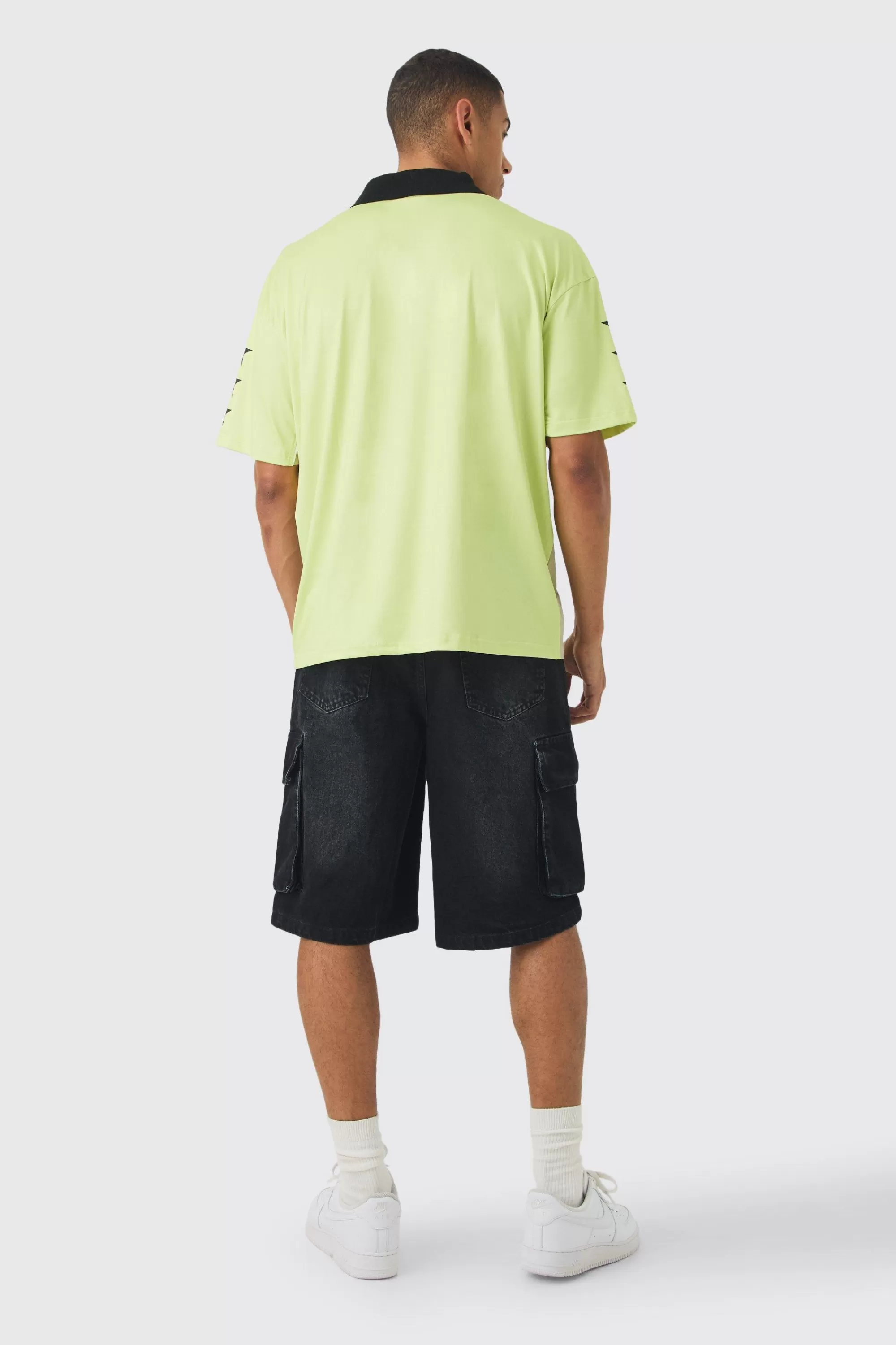 boohooMAN V Neck Official Football Polo | UK green Hot