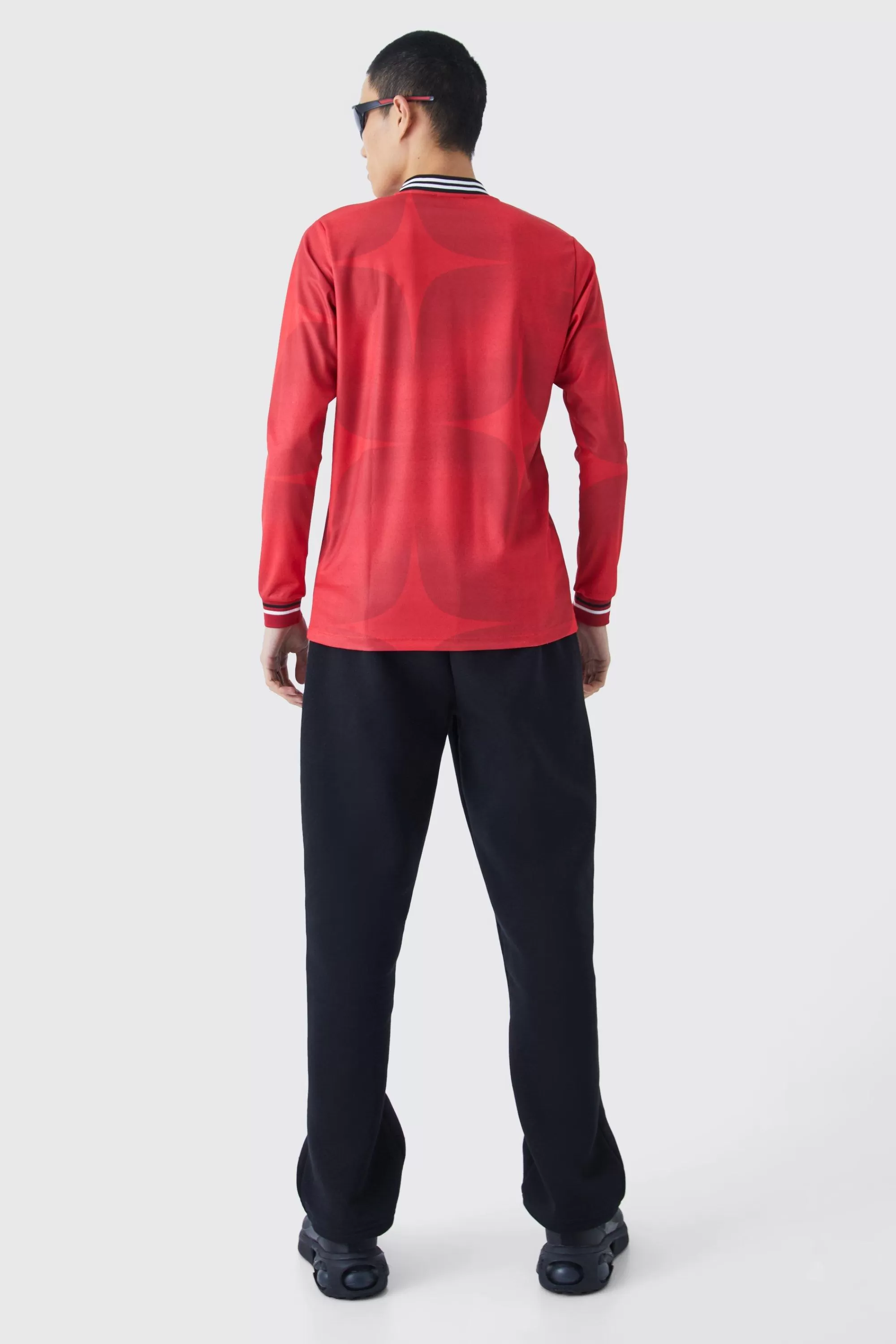 boohooMAN Worldwide Long Sleeve Football Shirt | UK red Outlet